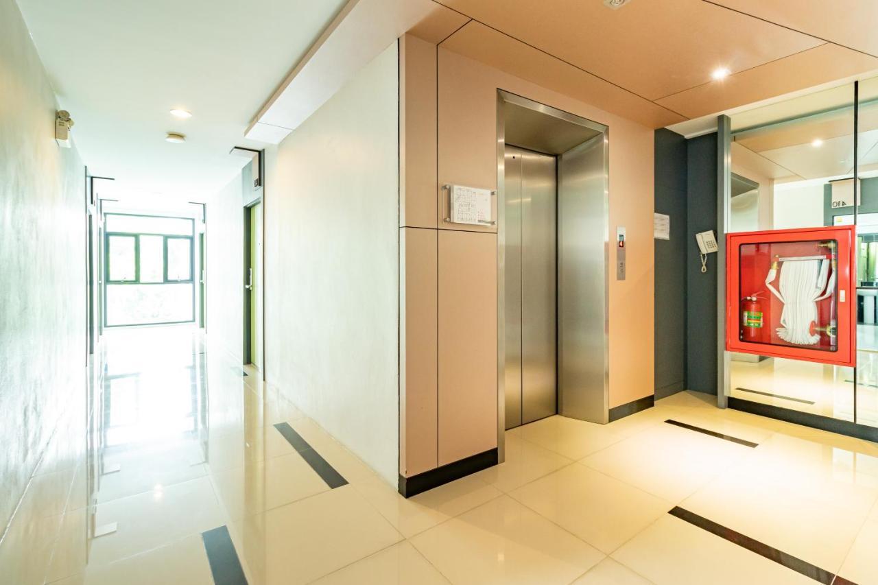 Thongmanee Hotel Hat Yai Buitenkant foto